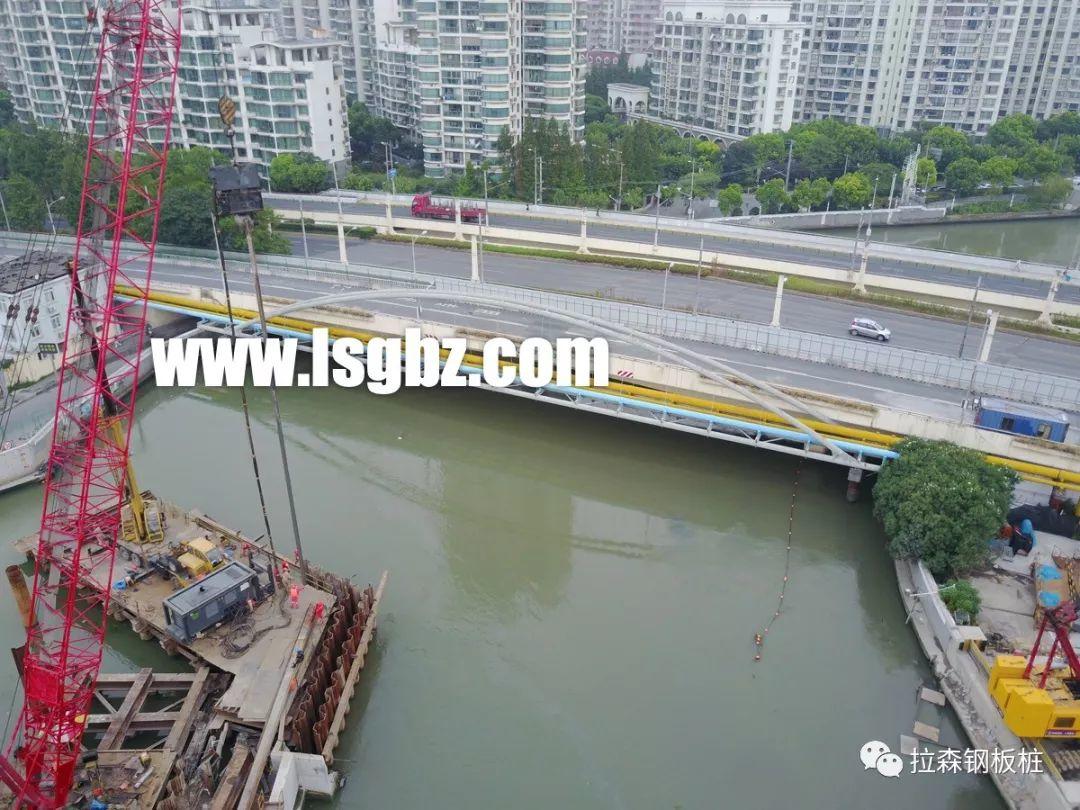 上海北横通道明跨苏州河段23米拉森桩施工